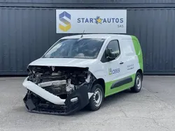 Blanc Utilisé 2021 Citroën Berlingo PureTech Monospace | 6 000 €