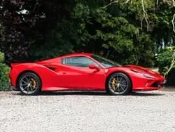 Rouge Utilisé 2020 Ferrari F8 Cabriolet | 349 995 €