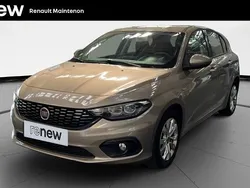 Beige Utilisé 2019 Fiat Tipo Easy Berline | 10 950 € (Prix assez cher)