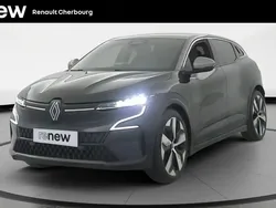 Noir Utilisé 2023 Renault Mégane Techno Berline | 24 990 € (Prix juste)