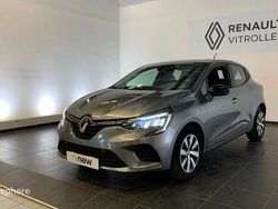 Utilisé 2023 Renault Clio V Equilibre Berline | 14 499 € (Prix juste)