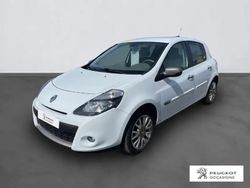 Blanc Utilisé 2012 Renault Clio IV Initiale Berline | 8 390 € (Bon prix)