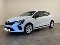 Blanc Utilisé 2024 Renault Clio V Evolution Citadine | 19 390 € (Prix juste)