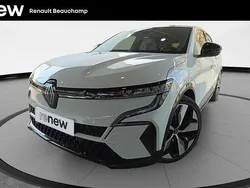 Blanc Utilisé 2022 Renault Mégane Techno Berline | 23 980 € (Prix juste)