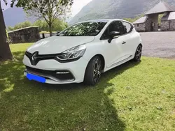 Blanc Utilisé 2016 Renault Clio IV Trophy Berline | 25 800 €