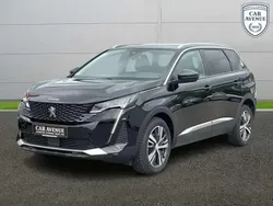 Blanc Utilisé 2023 Peugeot 5008 Allure Monospace | 23 579 € (Prix juste)