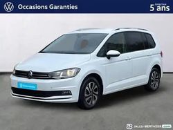 Blanc pur Utilisé 2022 VW Touran Active Monospace | 29 480 € (Prix assez cher)