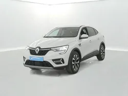 Blanc Utilisé 2023 Renault Arkana Evolution SUV | 20 990 € (Super prix)