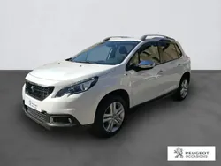 Blanc Utilisé 2017 Peugeot 2008 Style SUV | 13 790 € (Prix cher)