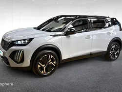 Gris Utilisé 2024 Peugeot 2008 GT SUV | 21 990 € (Prix juste)