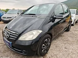 Noir Utilisé 2009 Mercedes A160 Citadine | 2 990 €