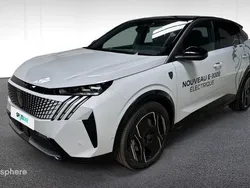 Blanc Nouvelle 2024 Peugeot e-3008 GT SUV | 48 900 €