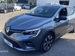 Gris Utilisé 2023 Renault Clio V Evolution Berline | 14 799 € (Prix juste)