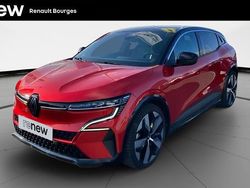 Rouge Occasion 2022 Renault Megane E-Tech Techno Berline | 21 990 € (Prix juste)