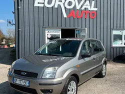 Utilisé 2003 Ford Fusion Monospace | 3 990 €