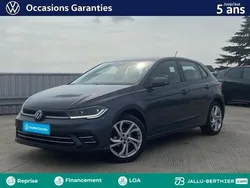 Gris Utilisé 2024 VW Polo Style | 19 990 € (Prix juste)