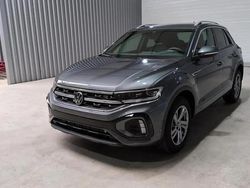 Gris Nouvelle 2025 VW T-Roc R-line Edition SUV | 34 490 € (Prix juste)