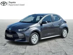 Gris Utilisé 2024 Toyota Yaris Hybrid Berline | 23 066 € (Prix assez cher)