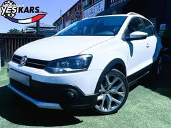 Blanc Utilisé 2017 VW Polo Cross Citadine | 8 990 €