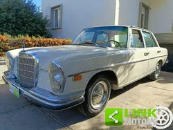 Beige Utilisé 1967 Mercedes 250 Berline | 12 900 €