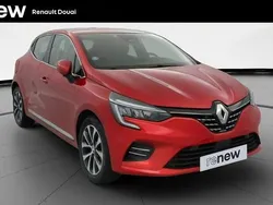 Rouge Utilisé 2022 Renault Clio V Intens Citadine | 15 949 € (Prix juste)