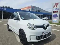 Blanc Utilisé 2022 Renault Twingo Urban Citadine | 13 890 € (Prix assez cher)
