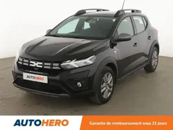 Noir Utilisé 2023 Dacia Sandero Expression Citadine | 16 190 € (Prix juste)