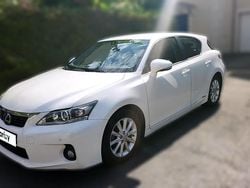 Blanc Utilisé 2013 Lexus CT200h Berline | 11 890 €
