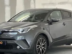 Gris Utilisé 2018 Toyota C-HR SUV | 15 990 €