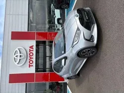 Utilisé 2022 Toyota Yaris Hybrid Design Berline | 16 990 € (Prix juste)
