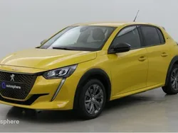 Jaune Utilisé 2022 Peugeot e-208 Allure Citadine | 16 499 € (Prix juste)