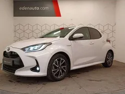 Utilisé 2021 Toyota Yaris Hybrid Design Berline | 18 690 € (Prix juste)