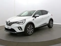 Blanc Utilisé 2021 Renault Captur Initiale Paris SUV | 18 390 € (Prix juste)
