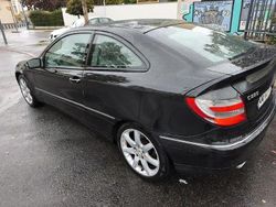 Occasion 2006 Mercedes C220 Edition Coupé | 2 500 €
