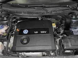 Gris Utilisé 2003 VW Golf IV Berline | 2 400 €