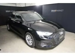Noir Utilisé 2023 Audi A3 Sportback Berline | 29 630 € (Prix juste)