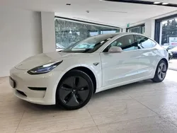 Noir Utilisé 2020 Tesla Model 3 Standard Range Berline | 21 990 € (Prix cher)