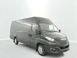 Noir Utilisé 2022 Iveco Daily Berline | 48 120 €