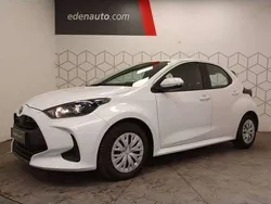 Utilisé 2023 Toyota Yaris Hybrid Berline | 19 590 € (Prix juste)