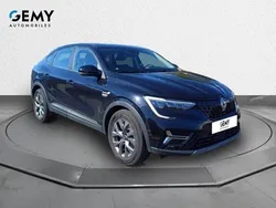 Noir Utilisé 2024 Renault Arkana Evolution SUV | 25 999 € (Prix juste)