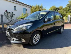 Utilisé 2012 Renault Scénic III Dynamique Monospace | 6 390 € (Prix assez cher)
