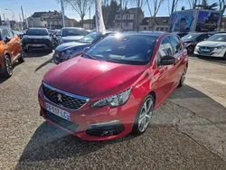 Rouge Utilisé 2019 Peugeot 308 S Berline | 14 090 € (Prix juste)