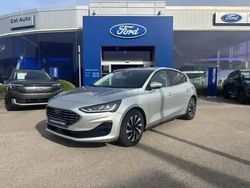 Gris Utilisé 2024 Ford Focus Business Edition Berline | 21 499 € (Prix juste)