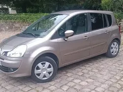 Bronze Utilisé 2009 Renault Grand Modus Expression Monospace | 6 500 €