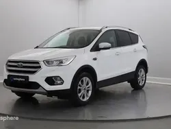 Blanc Utilisé 2019 Ford Kuga Titanium SUV | 17 999 € (Prix juste)