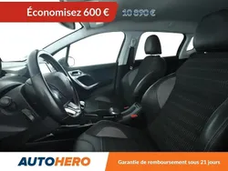 Gris Utilisé 2017 Peugeot 2008 Allure SUV | 9 990 € (Prix juste)