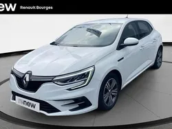 Blanc Utilisé 2023 Renault Mégane IV Evolution Berline | 17 990 € (Prix juste)