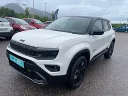 Snow + toit volcano Utilisé 2025 Jeep Avenger SUV | 37 555 €