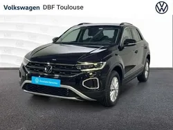 Noir Utilisé 2024 VW T-Roc Life SUV | 24 989 € (Prix juste)