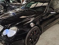 Utilisé 2007 Mercedes 220 Berline | 4 990 €